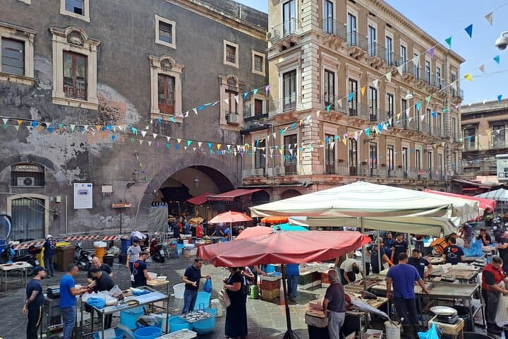 Catania: The Sweet Side of Sicily – A Food Tour by Do Eat Better