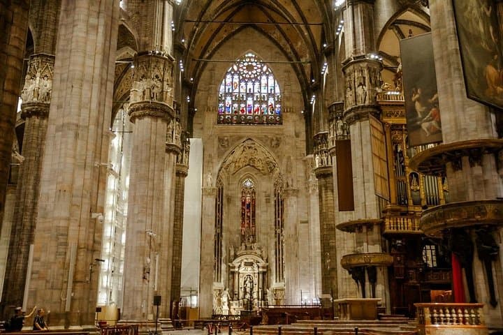 Milan Duomo Cathedral and Rooftops Tour with Skip-the-line access