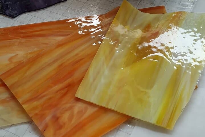 Glass sheets for stained glass