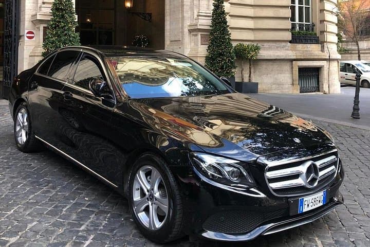 Private luxury Transfer Malpensa airport from or to Bellagio