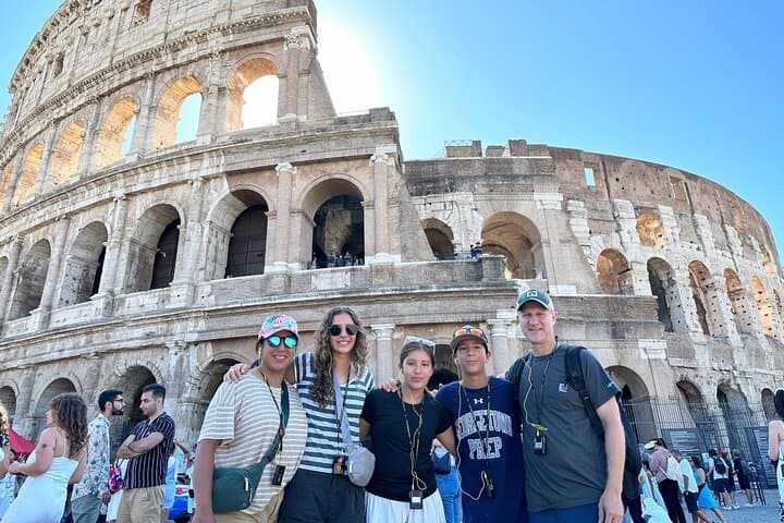 Kid-Friendly Private Tour of the Colosseum & Roman Forum