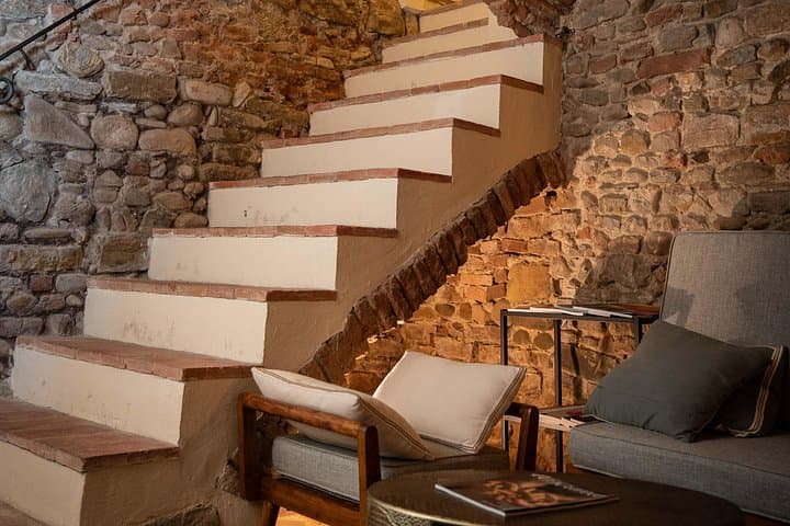 1-Hour Guided Tuscan Wine Tasting in Florence