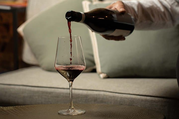 1-Hour Guided Tuscan Wine Tasting in Florence