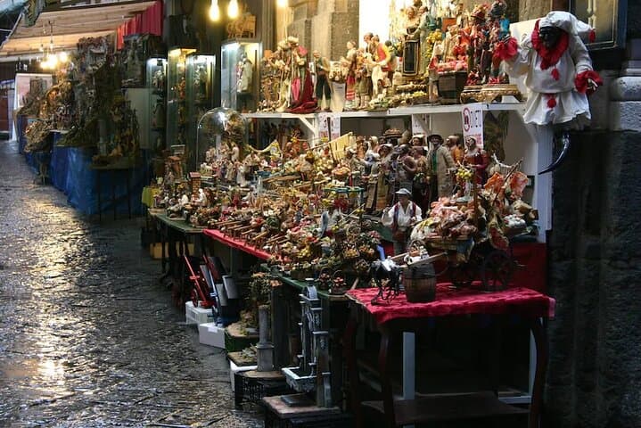 Naples Underground & Highlights Tour – Small Group Experience