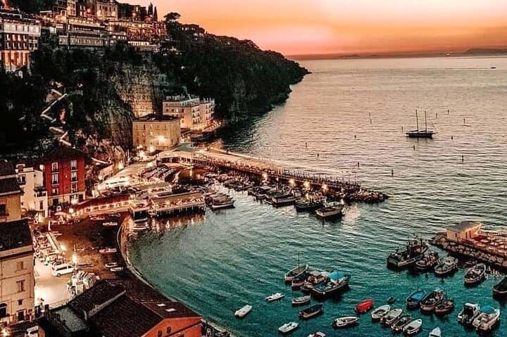 Private Transfer from Naples Airport to Sorrento