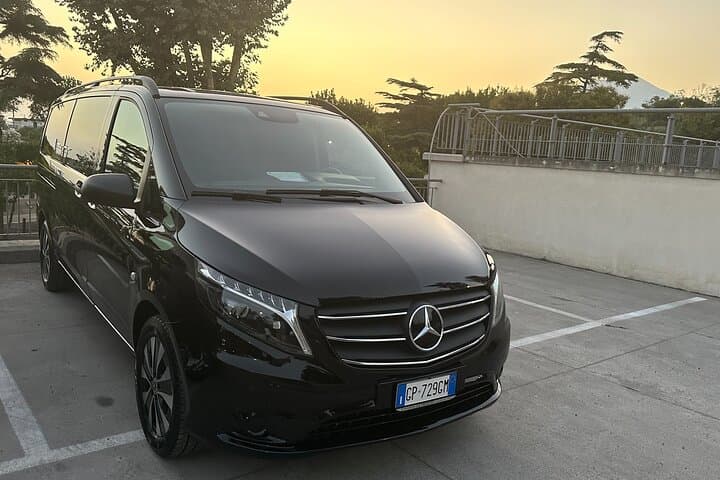 Private Transfer from Positano to Naples