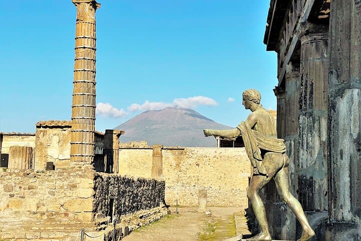 From Positano: Pompeii Guided Tour with Skip the Line