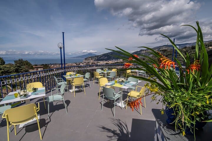 5 Wine Tastings with Typical Products in Sorrento Coast