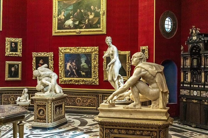 Leonardo da Vinci Museum Private Tour in Florence's Old Town