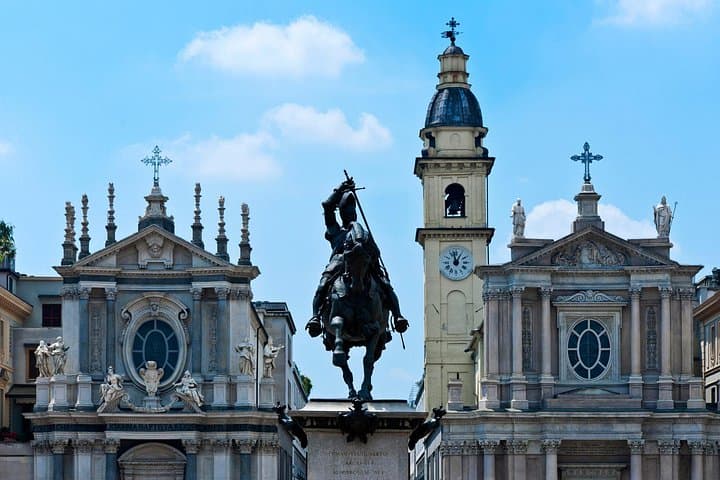 Turin Scavenger Hunt & Highlights Self-Guided Walking Tour