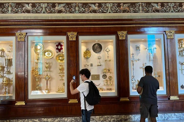 Skip-The-Line Vatican Museum and Sistine Chapel Guided Tour