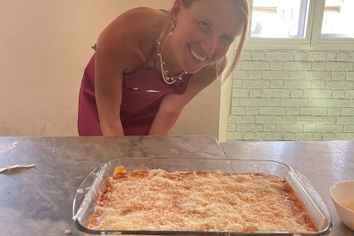 Florence : Lasagna & Tiramisù Class with Wine by Ponte Vecchio