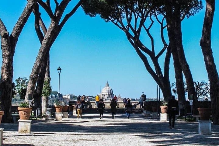 Day drinking in Rome & Scandalous Roman History