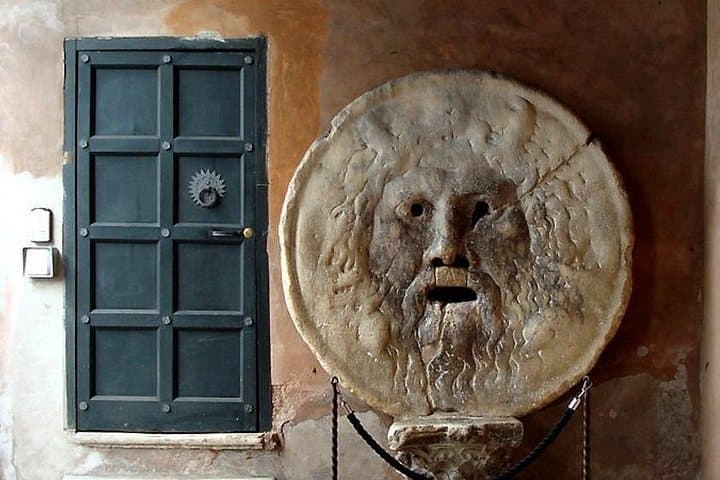 Day drinking in Rome & Scandalous Roman History