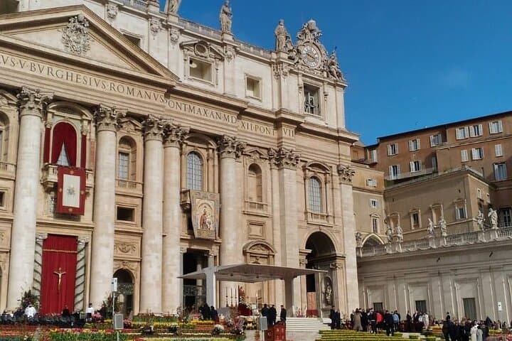 Papal Audience in Rome Private Tour with Pope Leo XIV in Rome
