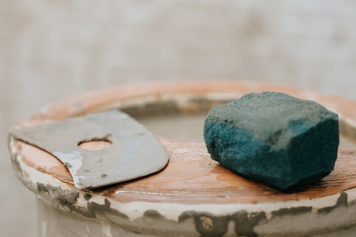 Private course of Apulian Ceramics in Masseria