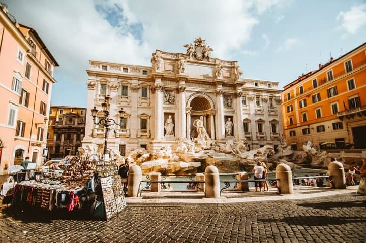 Rome Walking Tour with Audioguide on Your Smartphone