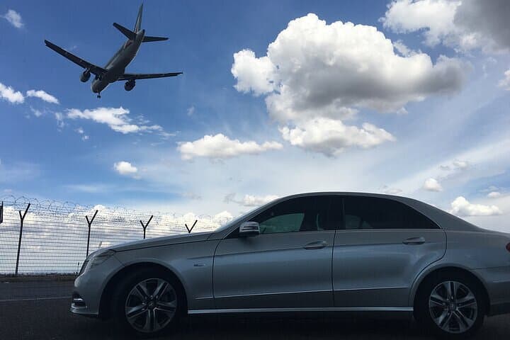 Rome Hotel to Fiumicino FCO Airport: Private Transfer
