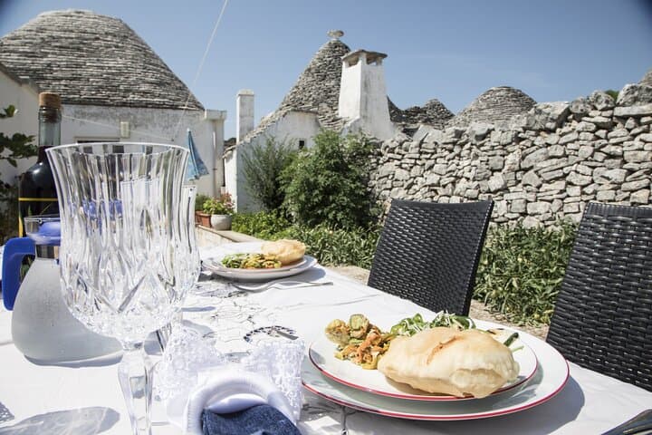 Alberobello: Pasta & Tiramisu Class in a Local Home by Cesarine