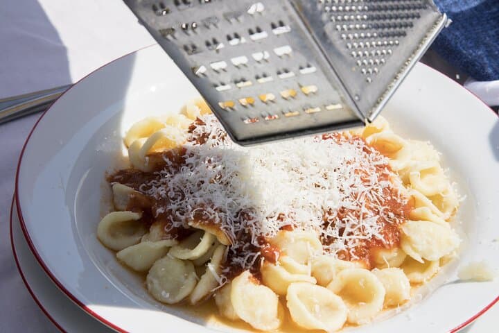 Alberobello: Pasta & Tiramisu Class in a Local Home by Cesarine