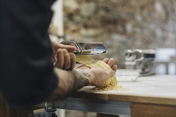 MaMa Florence Guided Market Tour and 4 Course-Pasta Cooking Class