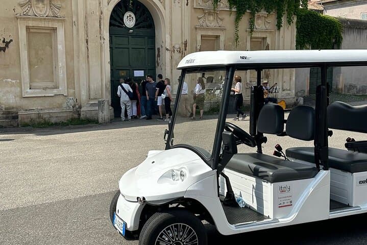 Golf cart private tour of Rome