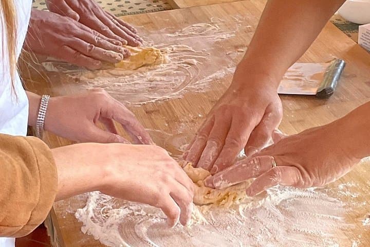 Neapolitan pasta homemade Cooking Lesson