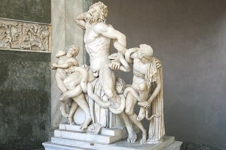 Vatican Museum and Sistine Chapel Hosted Entrance