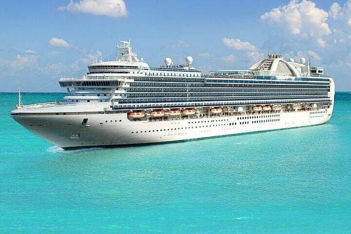 Private Luxury Transfer from Hotel in Rome to Civitavecchia Port