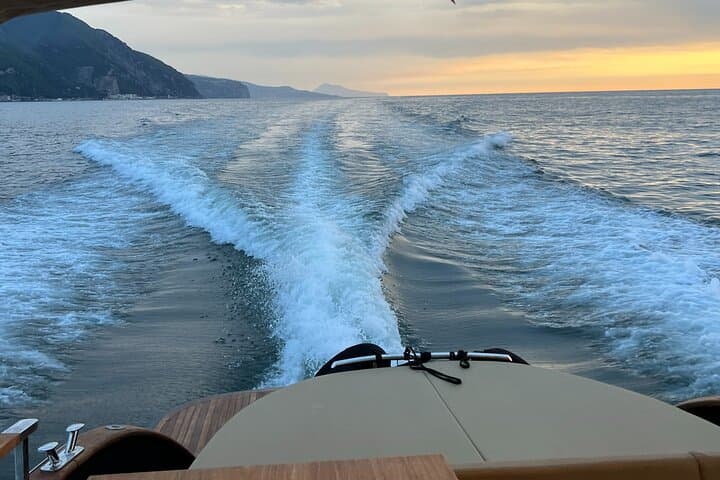 Capri Boat Tour and Blue Grotto Visit