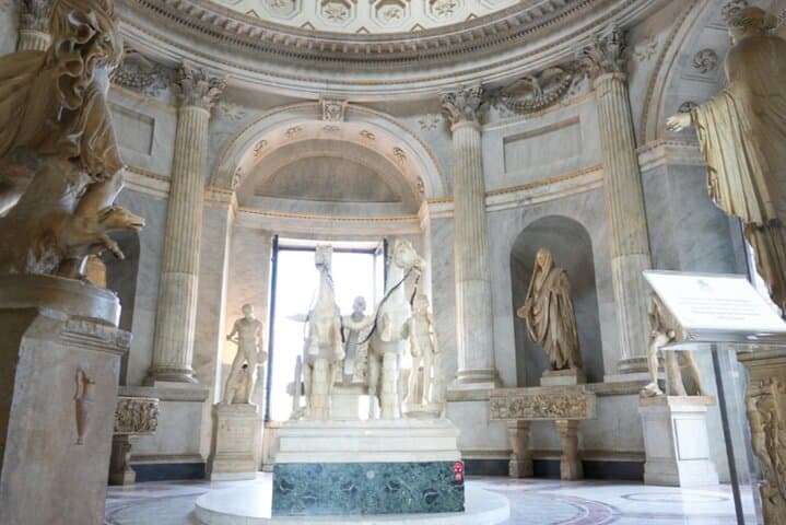 Vatican Evening Tour: Vatican Museums & Sistine Chapel