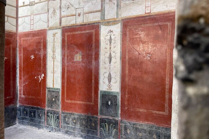 Enjoy Pompeii & Mt. Vesuvius: Semi-Private Tour from Positano