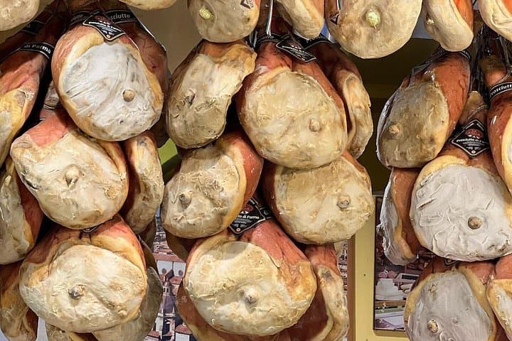 Private Tour Parmigiano,Prosciutto,Balsamico with driver-Bologna