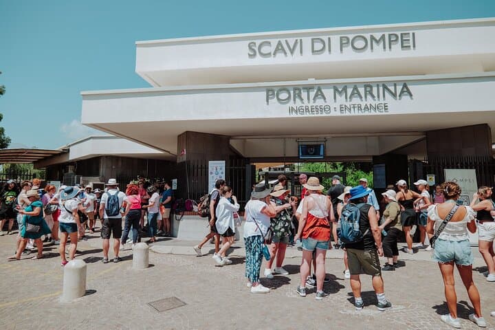 Full Day Tour to Pompeii and Mount Vesuvius from Sorrento