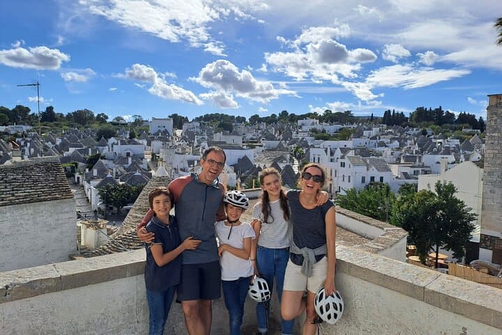 E-bike Tour to Alberobello with Visit to a Donkey Farm