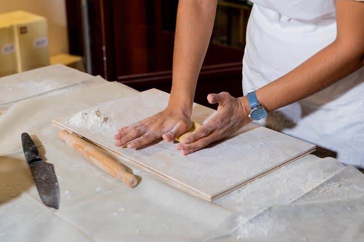 Stretching fresh pasta like a pro italian chef!