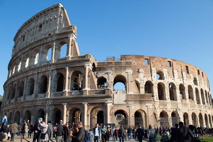 Exclusive Tour of the Colosseum, ARENA Floor and Roman Forum