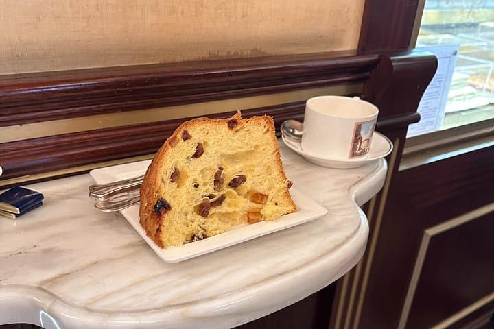 Milan's Panettone Tour