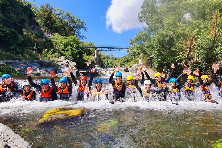Alcantara Gorges : Bodyrafting between Dives and Natural Slides