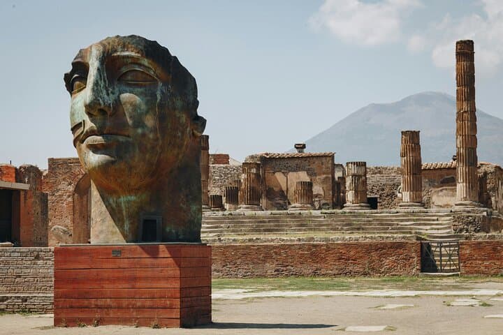 Private 12 Hour Tour to Pompeii from Rome with Free Photoshoot