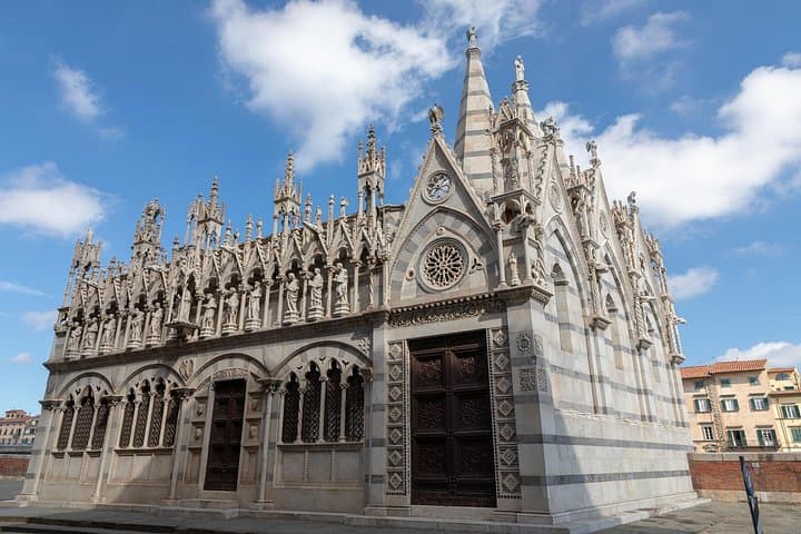Pisa Romantic Quest: Solve the Curse of Rosa