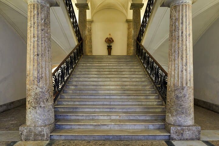 Capodimonte Museum of Naples Group Tour