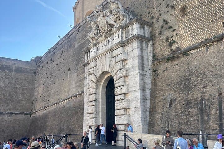 Vatican Museum ~ Sistine chapel Tour With Basilica Entrance