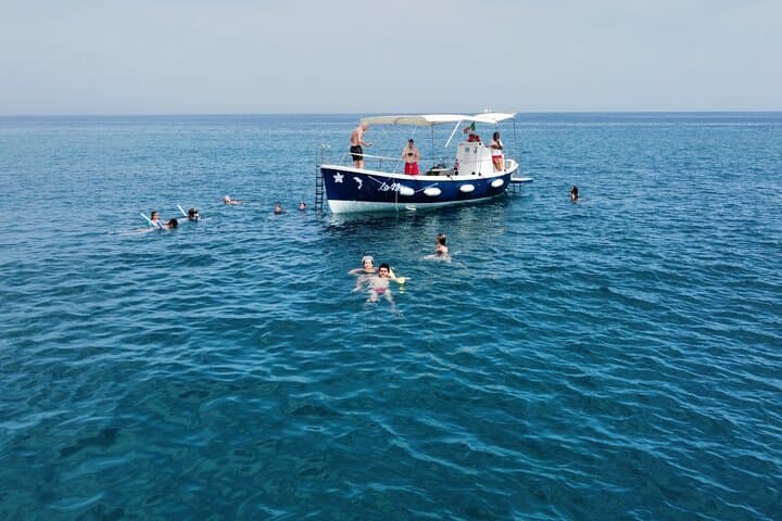 Boat excursion along the coast of Cefalù