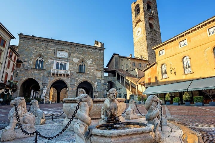 Old Bergamo Scavenger Hunt & Highlights Self-Guided Walking Tour