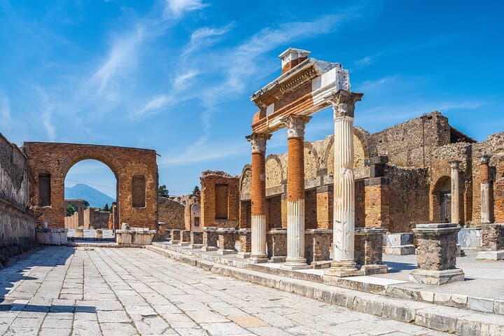 Naples & Pompeii Day Tour from Rome: Pompeii Ticket & City Visit