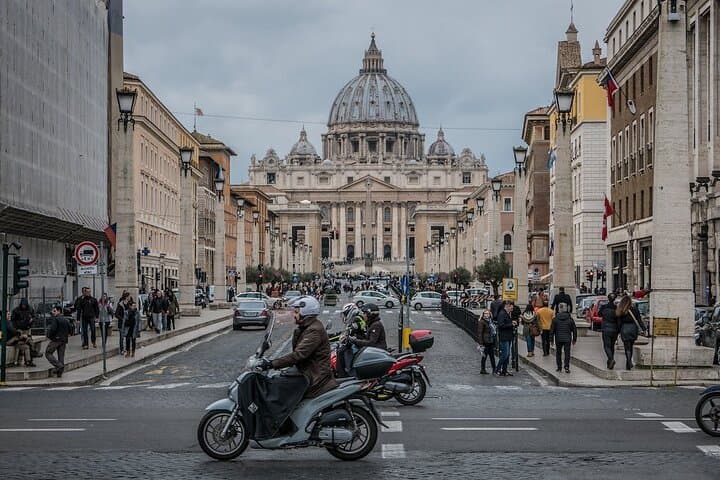 Rome Private Tour from Florence with Hotel Pick Up and Drop Off