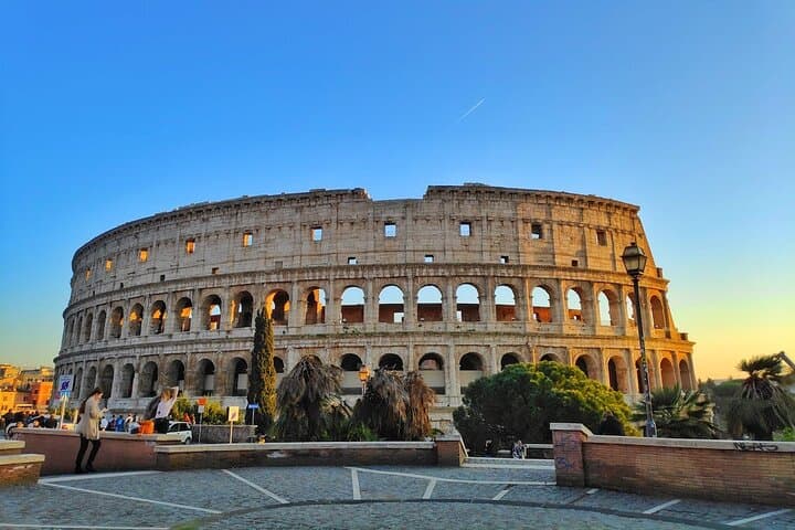 Rome Private Tour from Florence with Hotel Pick Up and Drop Off