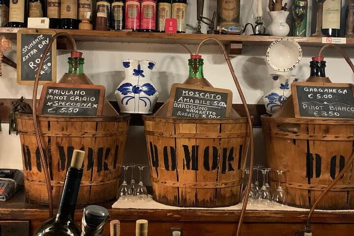 Old Taverns and Rialto Market Food Adventure (come hungry!)