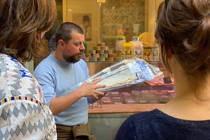 Old Taverns and Rialto Market Food Adventure (come hungry!)